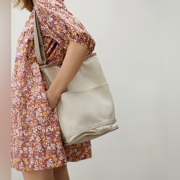 [SOLD] EVERLANE shirred minidress - Picture 4 of 8